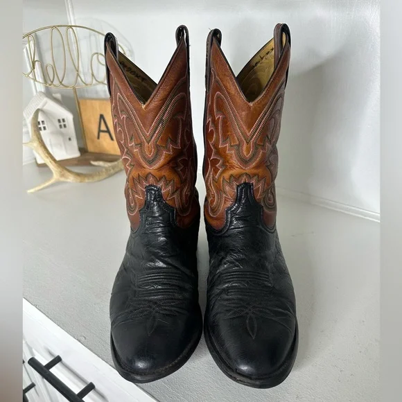 Vintage Tony Lama Two-Tone Cowboy Boots – Black & Cognac – Men’s 10.5 EE (Wide) - Picture 2 of 10